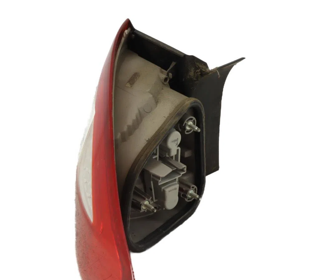 Feu arrière droit Ford MONDEO IV (BA7) 2.2 tdci (2010-2015) occasion