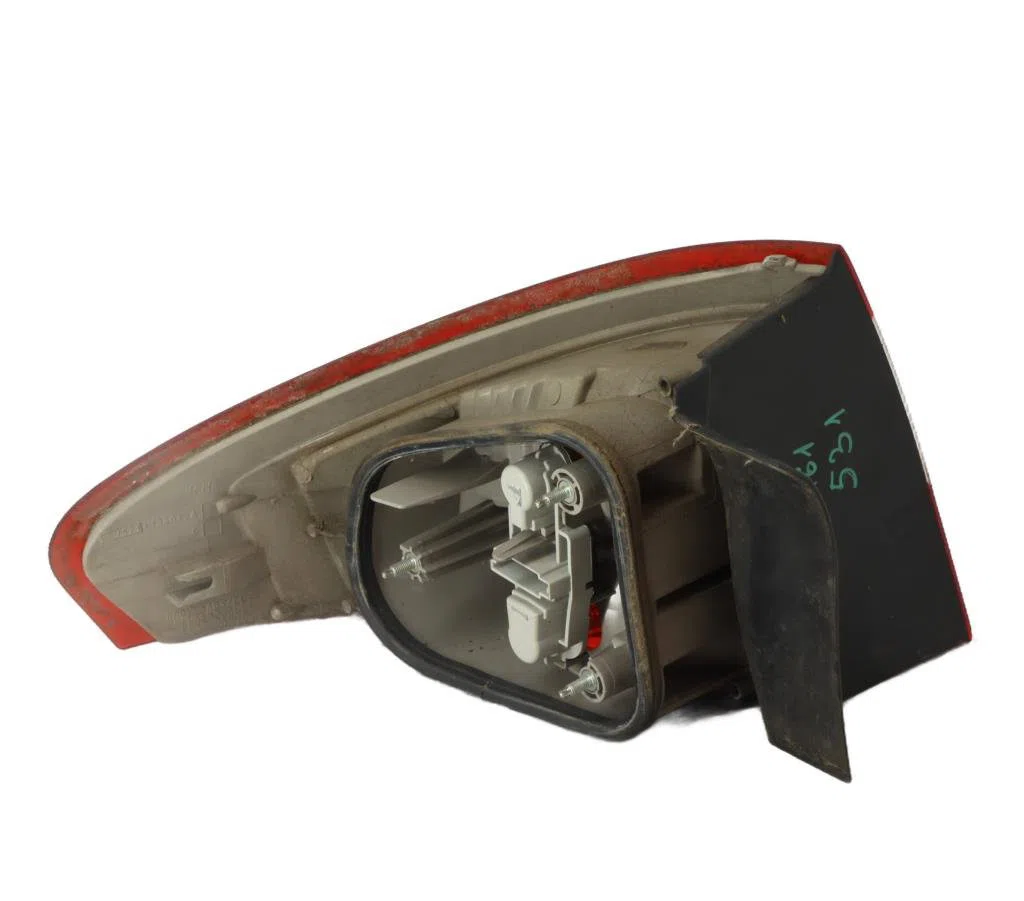 Feu arrière droit Ford MONDEO IV (BA7) 2.2 tdci (2010-2015) occasion