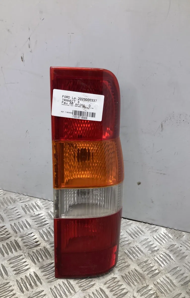 Feu arrière droit FORD TRANSIT 3 occasion