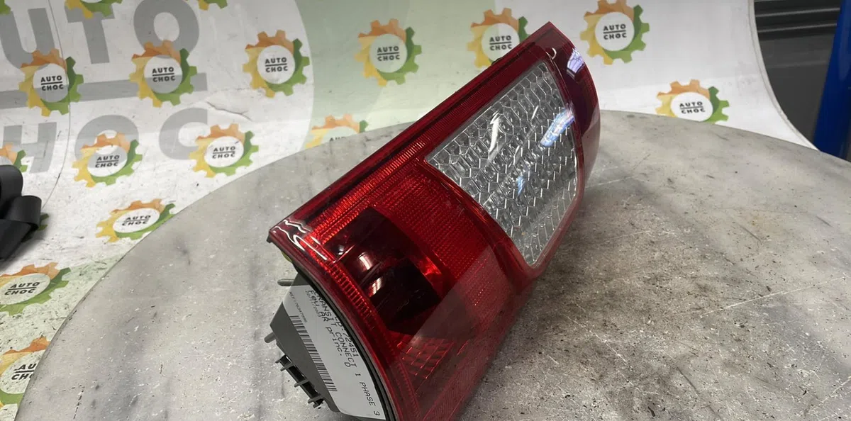 Feu arrière droit FORD TRANSIT CONNECT 1 PHASE 3 occasion