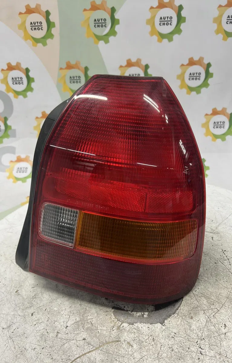 Feu arrière droit HONDA CIVIC 6 PHASE 1 occasion
