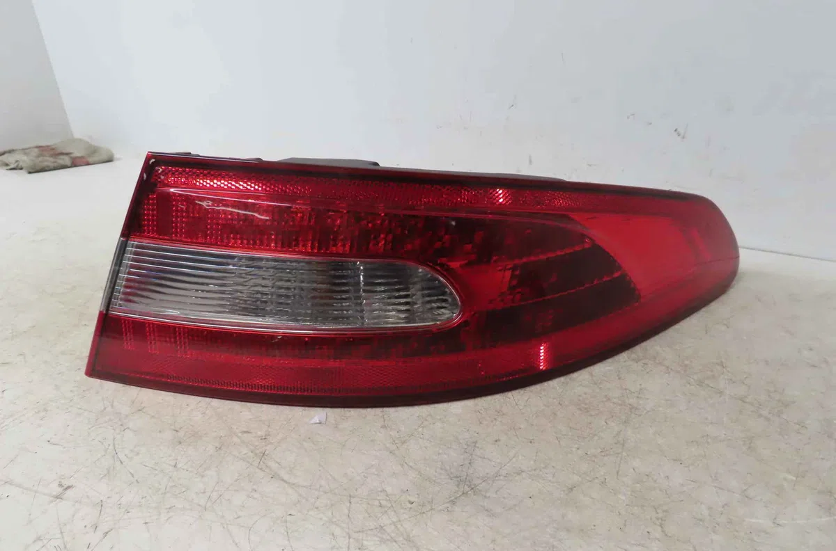 Feu arrière droit JAGUAR XF I occasion