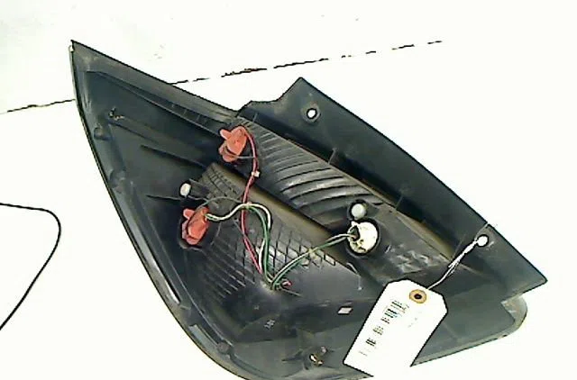 Feu arrière droit Kia RIO II (JB) 1.4 16v (2005-2011) occasion
