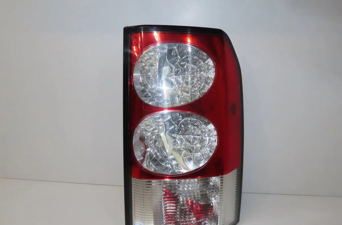 Feu arrière droit Land rover DISCOVERY IV (L319) 3.0 td 4x4 (2010-2018) occasion