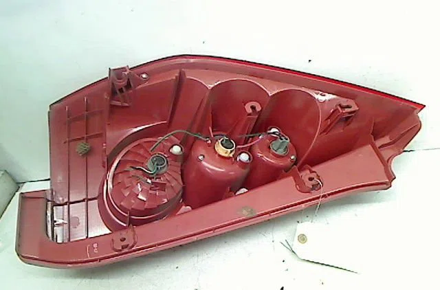 Feu arrière droit Mazda 5 (CR19) 2.0 cd (cr19) (2005-2010) occasion