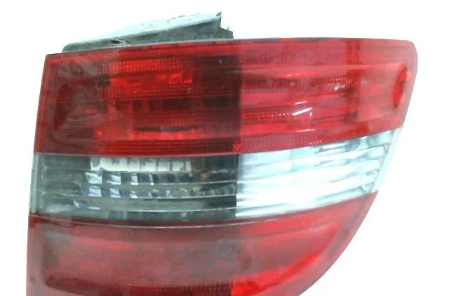 Feu arrière droit Mercedes-benz CLASSE B Sports Tourer (W245) B 180 cdi (245.207) (2005-2011) 5 portes occasion
