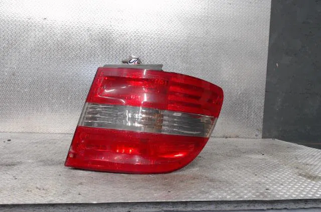 Feu arrière droit Mercedes-benz CLASSE B Sports Tourer (W245) B 200 cdi (245.208) (2005-2011) occasion