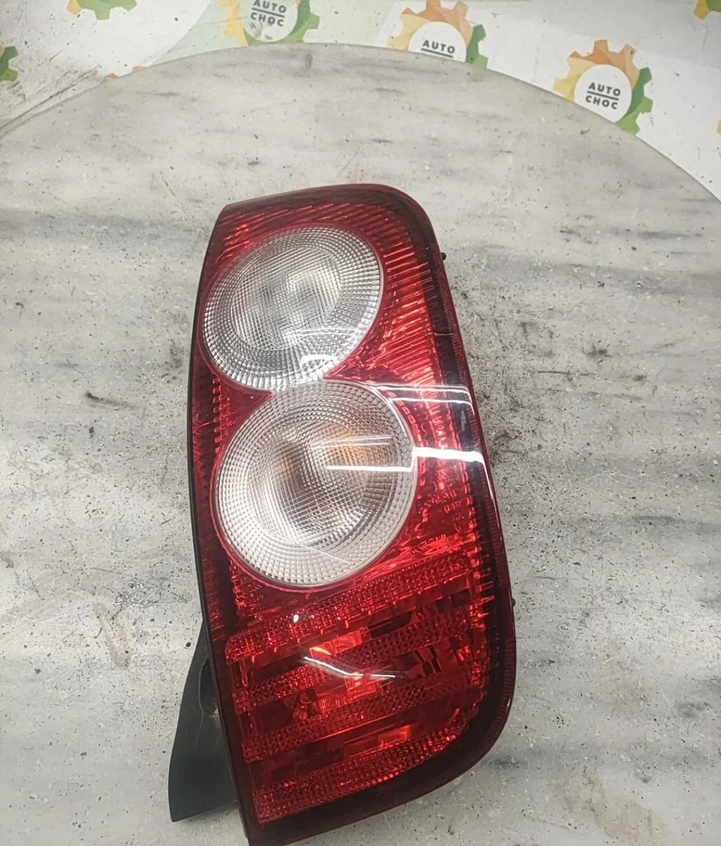 Feu arrière droit NISSAN MICRA 3 PHASE 1 occasion