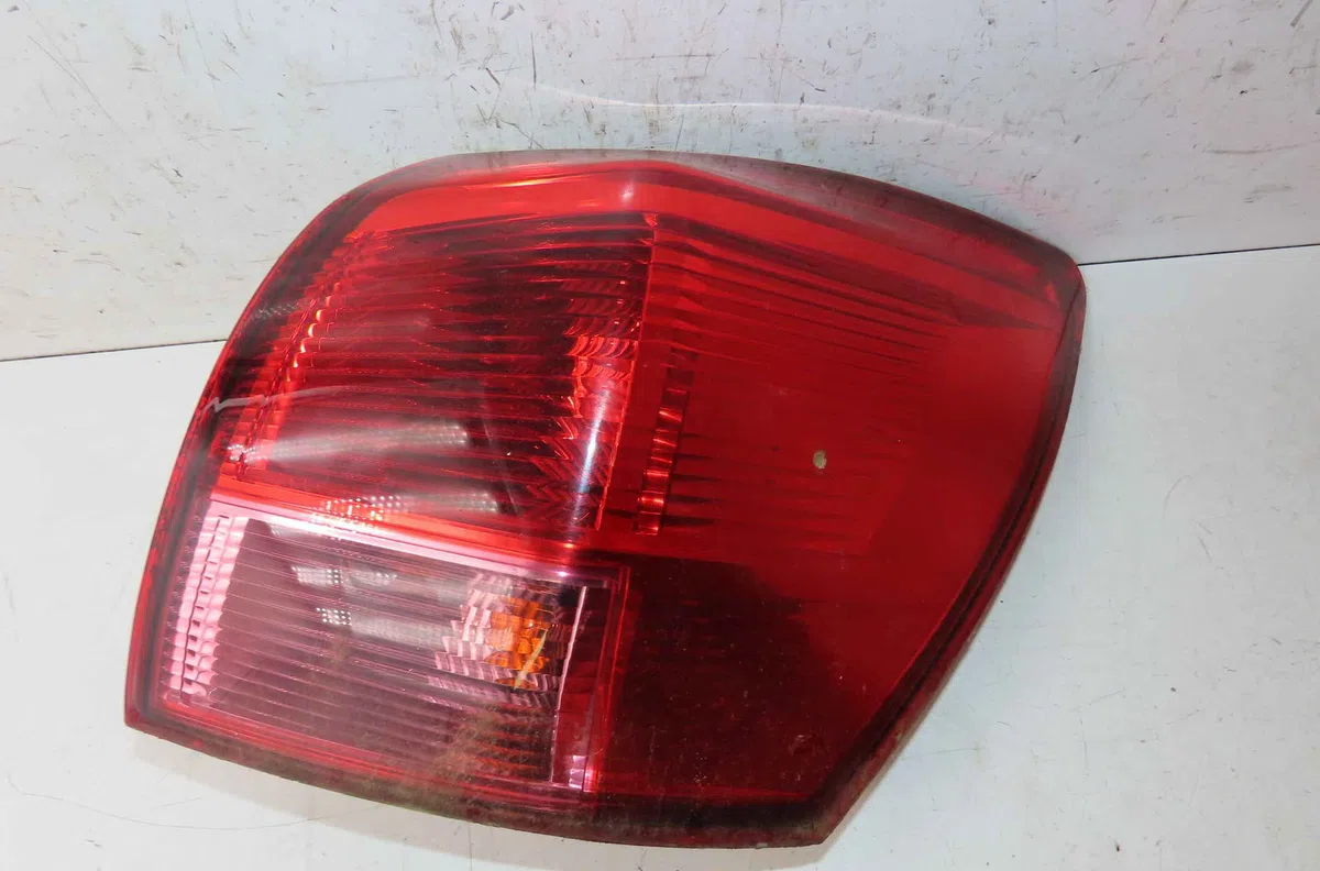 Feu arrière droit NISSAN QASHQAI I occasion
