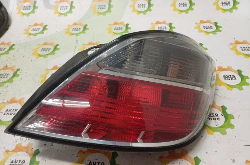 Feu arrière droit OPEL ASTRA H PHASE 2 occasion