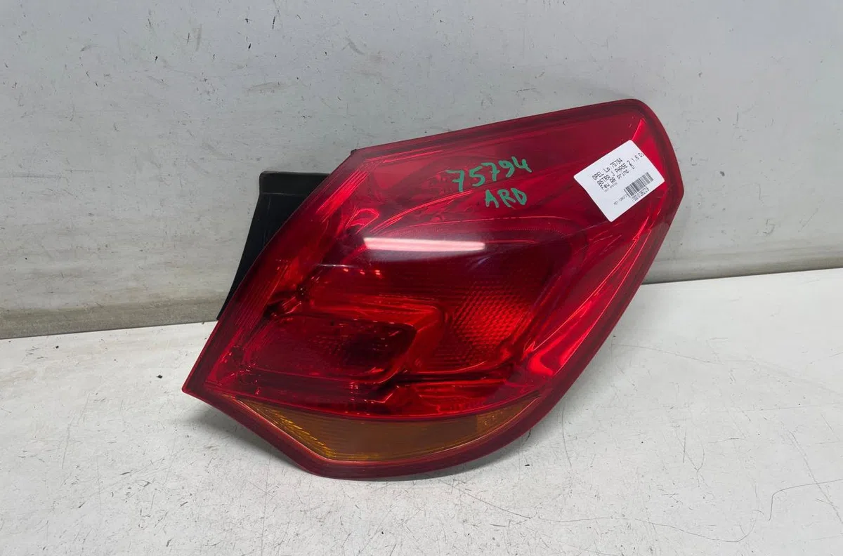 Feu arrière droit Opel ASTRA J (P10) 1.6 cdti (68) (2013-2015) occasion