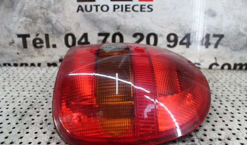 Feu arrière droit OPEL CORSA B PHASE 2 occasion