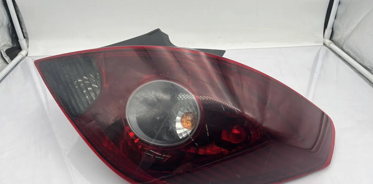 Feu arrière droit OPEL CORSA D PHASE 2 occasion