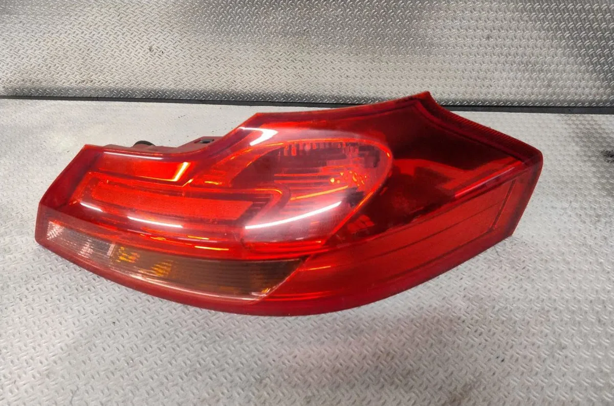 Feu arrière droit OPEL INSIGNIA 1  INSIGNIA 1 PHASE 1 BREAK occasion
