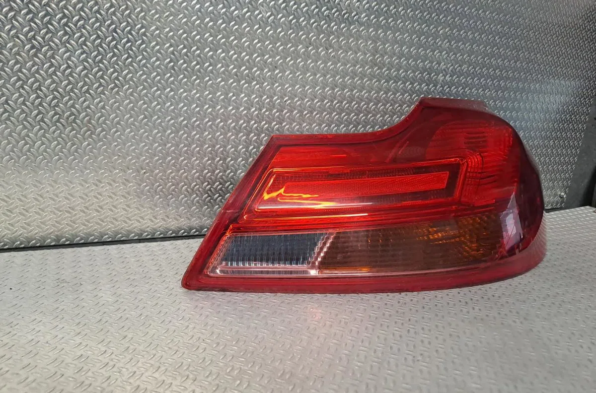 Feu arrière droit OPEL INSIGNIA 1 PHASE 1 BREAK occasion