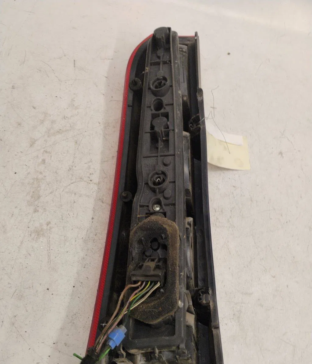 Feu arrière droit Opel MERIVA A Monospace (X03) 1.6 16v (e75) (2003-2006) occasion