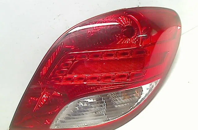 Feu arrière droit Peugeot 207-207 (WA_, WC_) 1.4 hdi (2006-2015) 5 portes occasion
