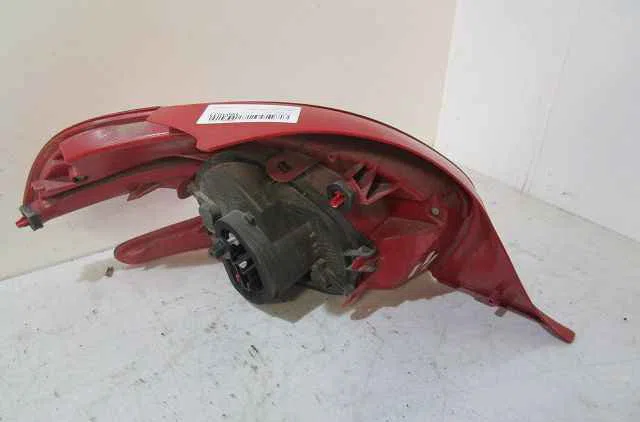 Feu arrière droit PEUGEOT 208 I occasion