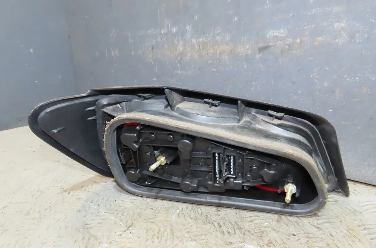 Feu arrière droit Peugeot 306 3-5 portes (7A, 7C, N3, N5) 1.4 (1993-2001) 5 portes occasion