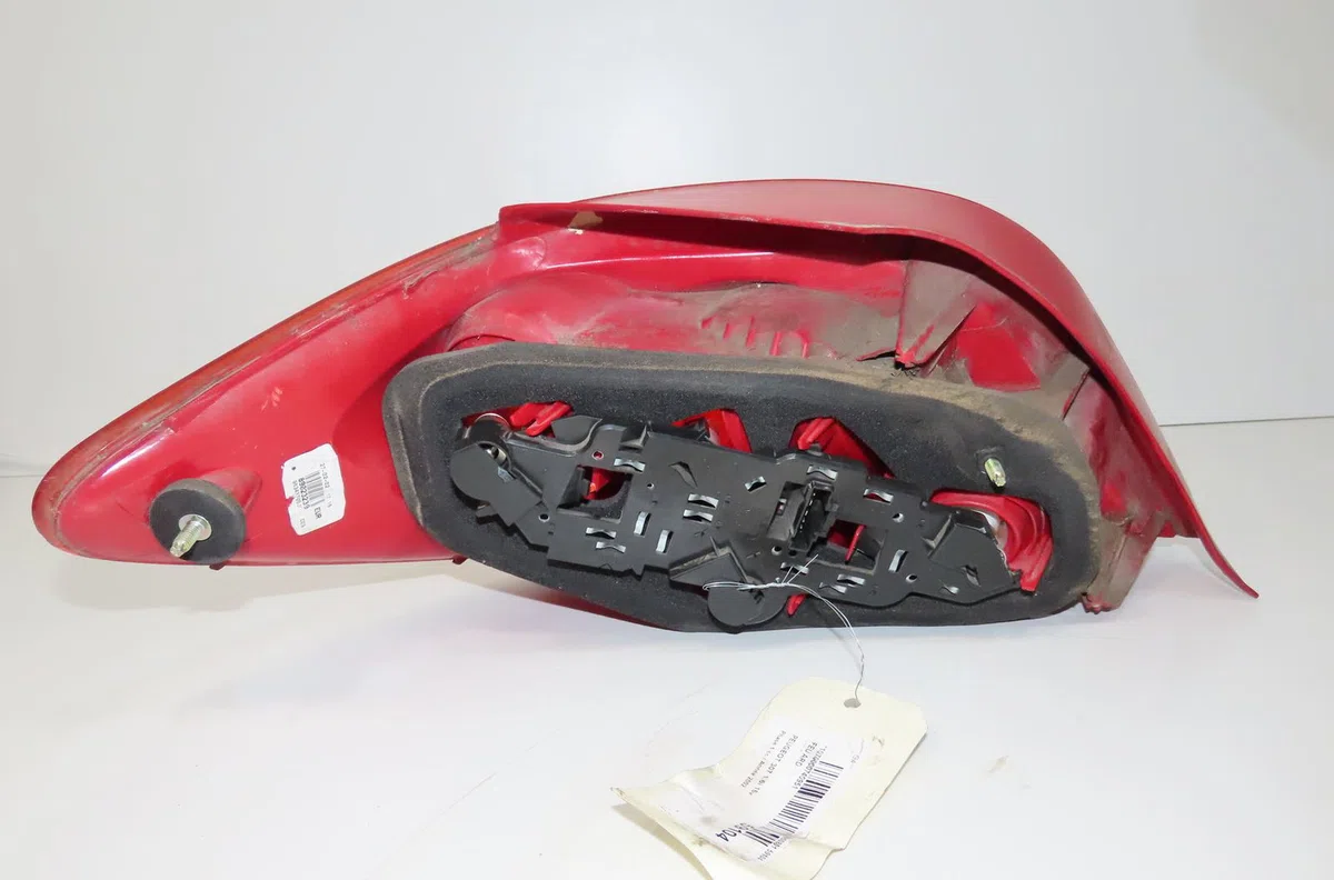 Feu arrière droit Peugeot 307 (3A-C) 1.6 16v (2000-2007) 5 portes occasion