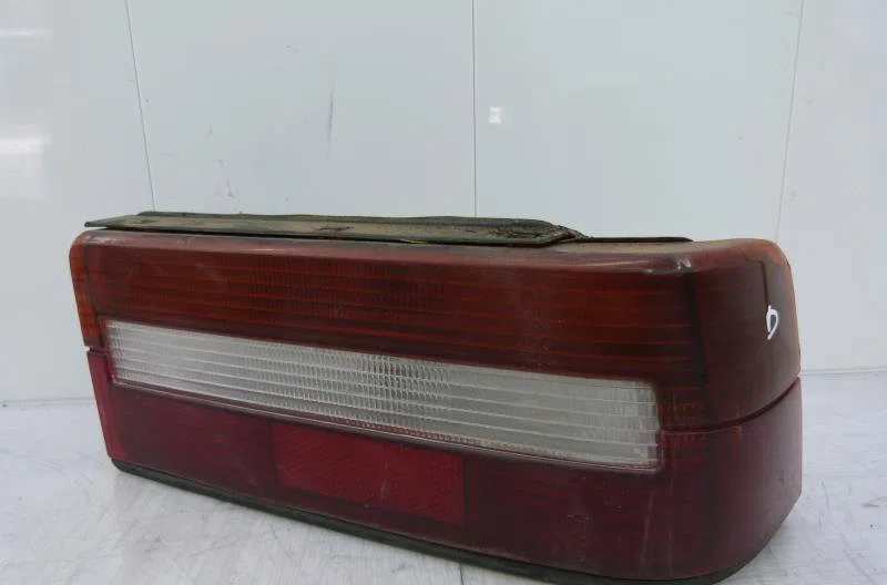 Feu arrière droit PEUGEOT 309 PHASE 1 occasion