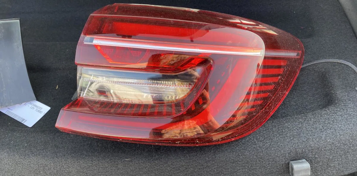 Feu arrière droit RENAULT CLIO 5 PHASE 1 occasion