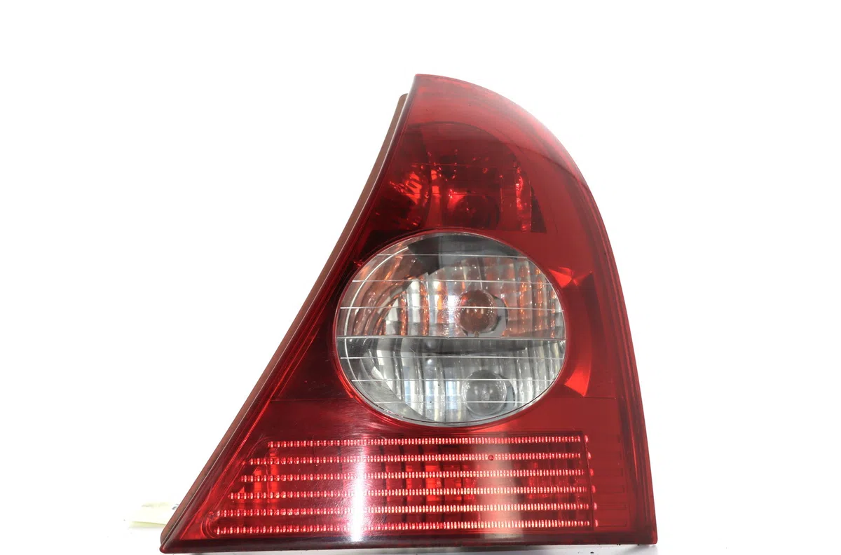 Feu arrière droit Renault CLIO II (BB_, CB_) 1.2 (bb0a, bb0f, bb10, bb1k, bb28, bb2d, bb2h, cb0a,... (1998-2010) 5 porte