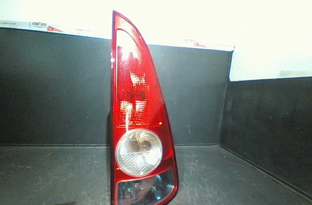 Feu arrière droit Renault ESPACE IV (JK0-1_) 1.9 dci (jk0u) (2003-2005) 5 portes occasion