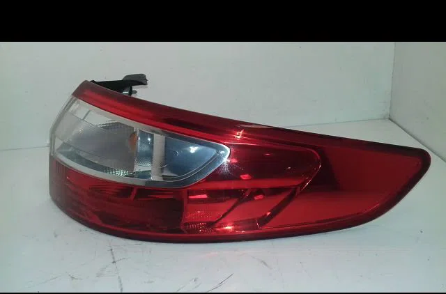 Feu arrière droit Renault FLUENCE (L3_) 1.5 dci (l30a) (2010) occasion