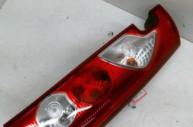 Feu arrière droit Renault KANGOO BE BOP (KW0-1_) 1.5 dci (kw0g) (2009-2012) occasion