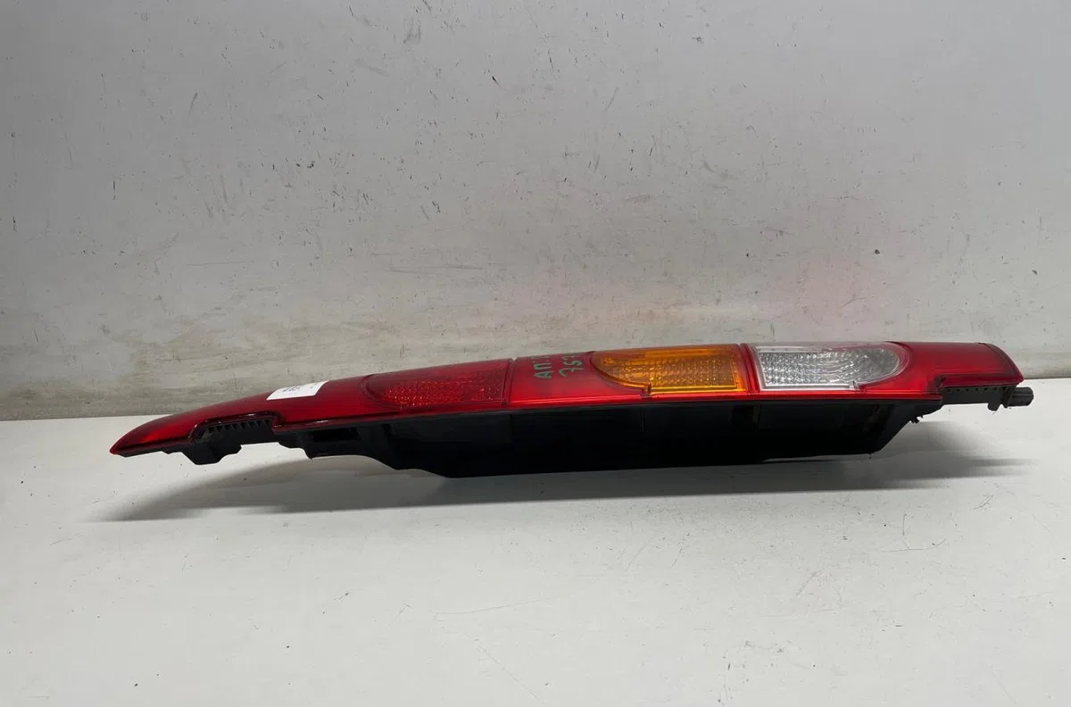 Feu arrière droit Renault KANGOO Express (FC0-1_) 1.5 dci (fc1g) (2005) occasion