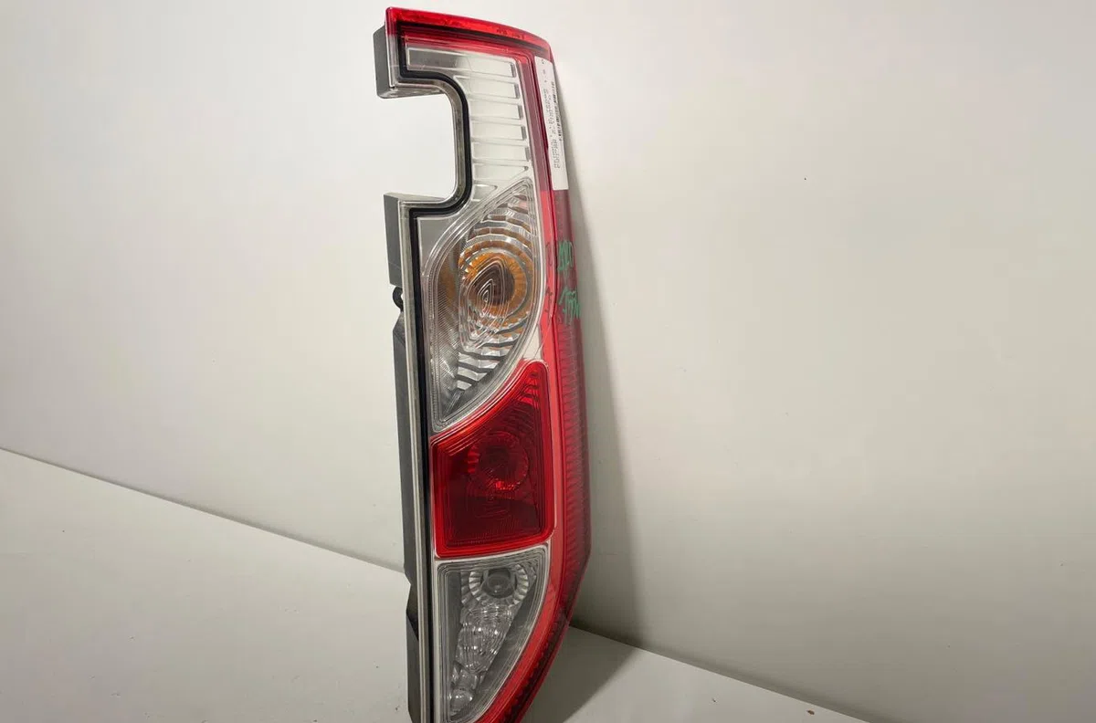 Feu arrière droit Renault KANGOO Express (FW0-1_) 1.5 dci 80 (fw15) (2019) occasion