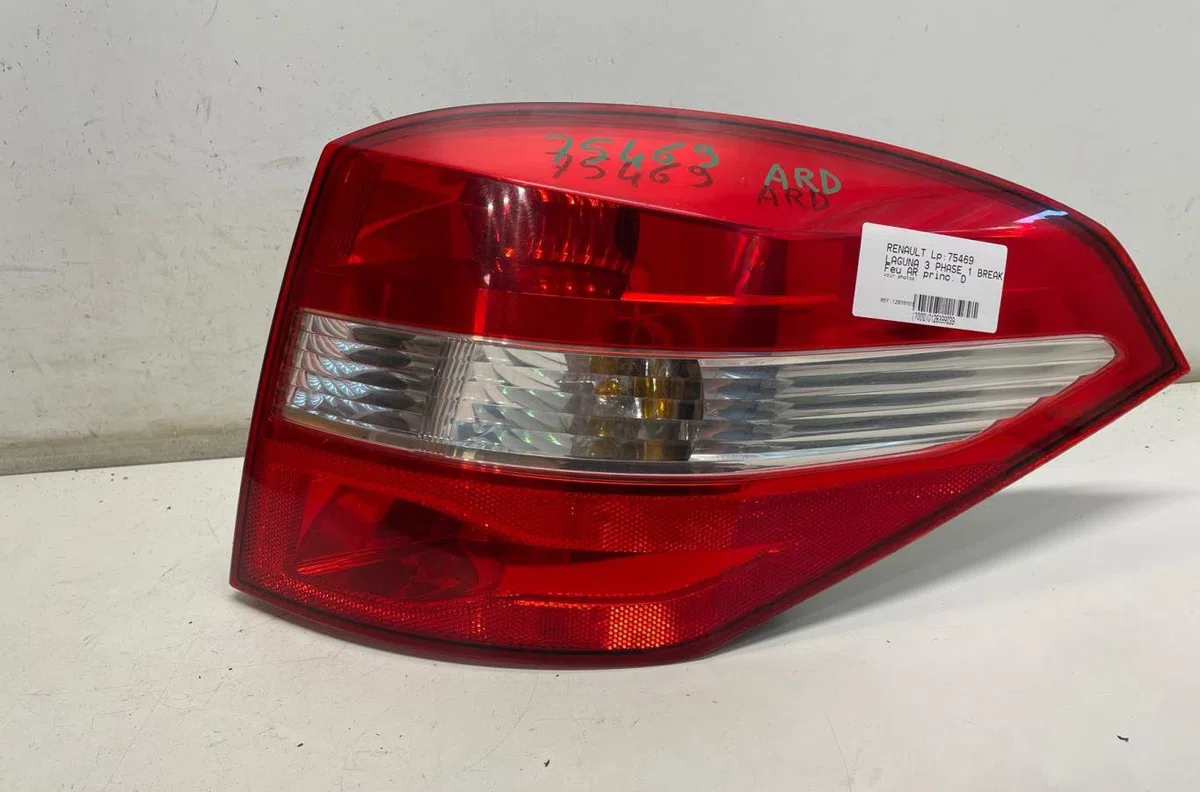 Feu arrière droit Renault LAGUNA III Grandtour (KT0-1) 2.0 dci (kt01, kt08, kt09, kt0k, kt12, kt1d, kt1w) (2007-2015) 5 