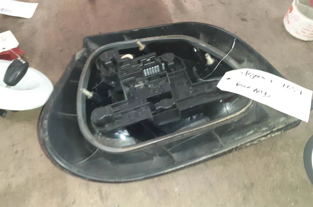 Feu arrière droit Renault MEGANE I (BA0-1_) 1.9 dci (ba05, ba1f) (2001-2003) occasion