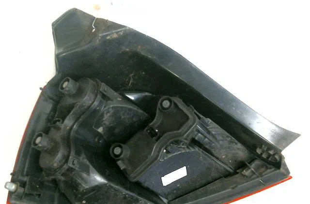 Feu arrière droit Renault MEGANE II (BM0-1_, CM0-1_) 1.9 dci (bm0g, cm0g) (2002-2008) 5 portes occasion