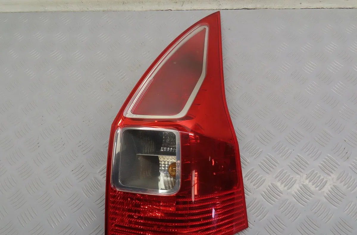 Feu arrière droit Renault MEGANE II Break (KM0-1_) 1.5 dci (km1f) (2005-2009) occasion