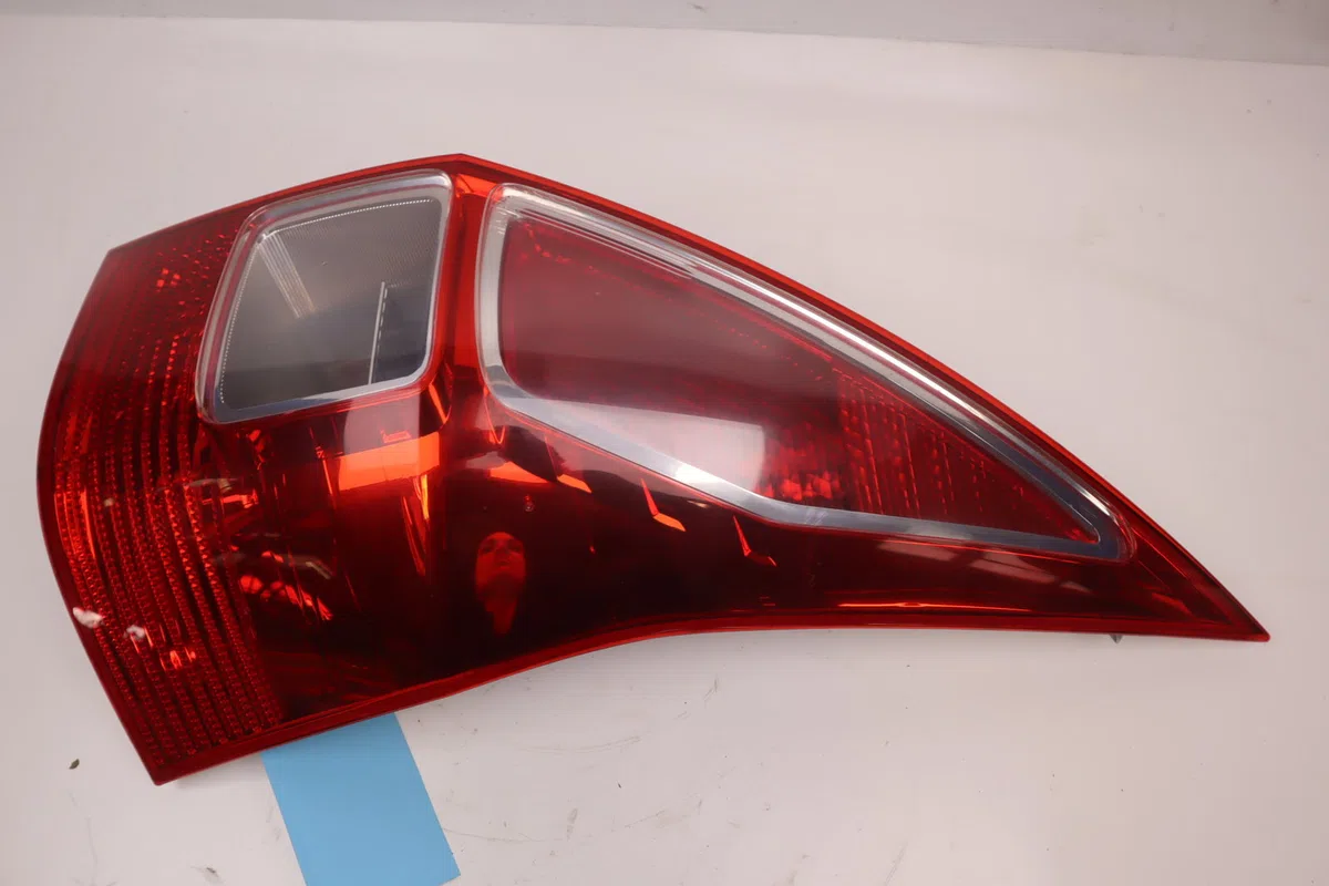 Feu arrière droit Renault MEGANE II Break (KM0-1_) 2.0 dci (2005-2009) occasion
