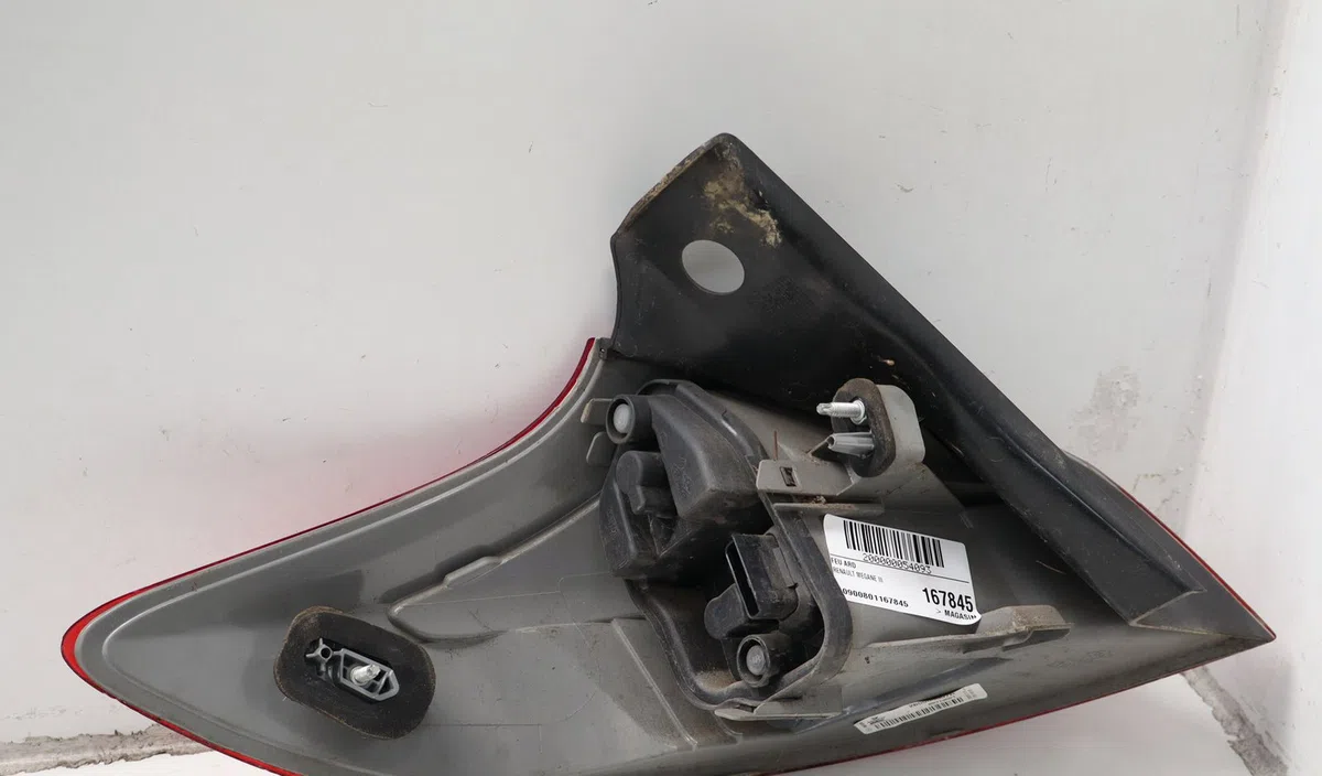 Feu arrière droit Renault MEGANE III 3-5 portes (BZ0-1_, B3_) 1.5 dci (bz0c) (2008-2015) 5 portes occasion