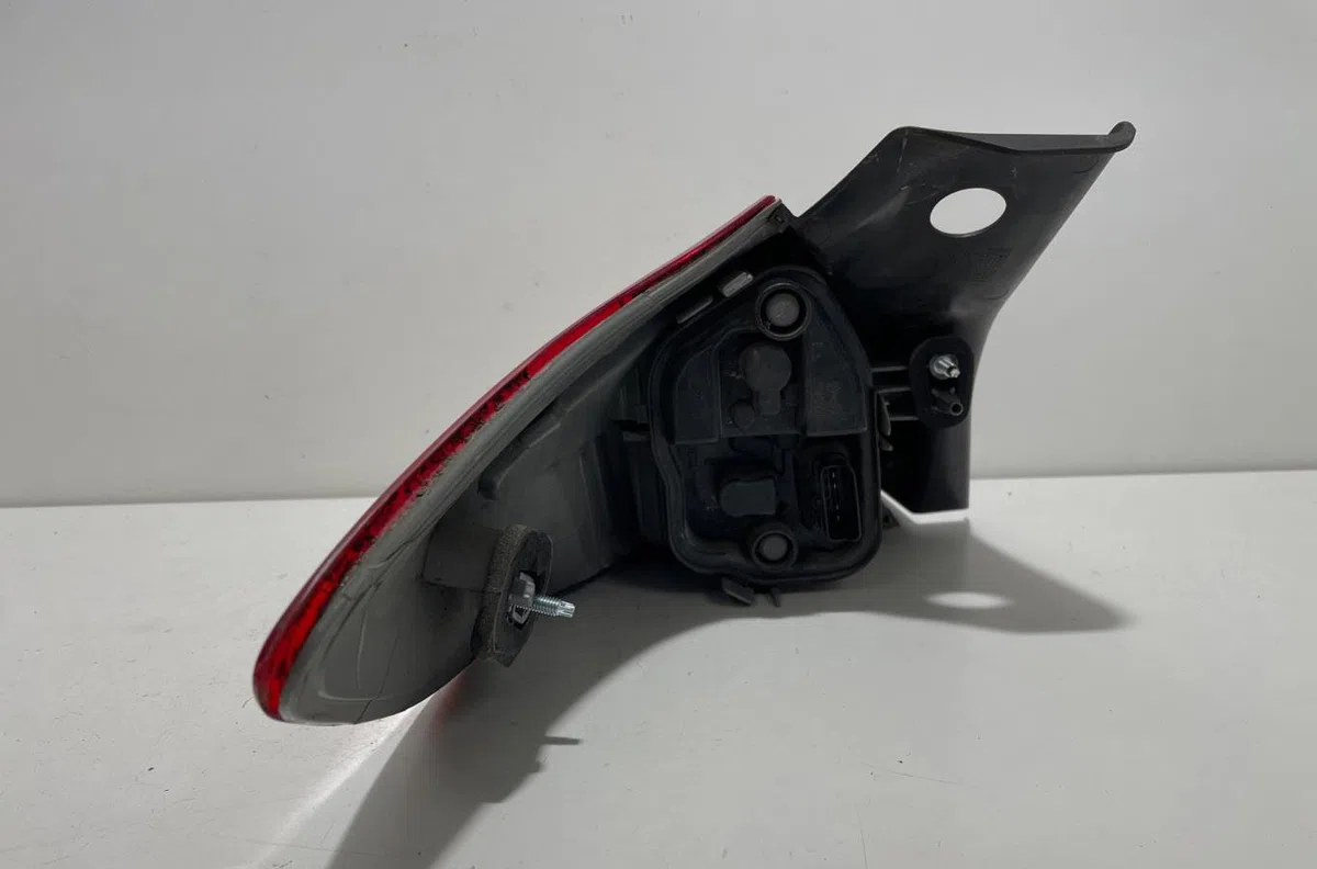 Feu arrière droit Renault MEGANE III 3-5 portes (BZ0-1_, B3_) 1.5 dci (bz0c) (2008-2015) 5 portes occasion