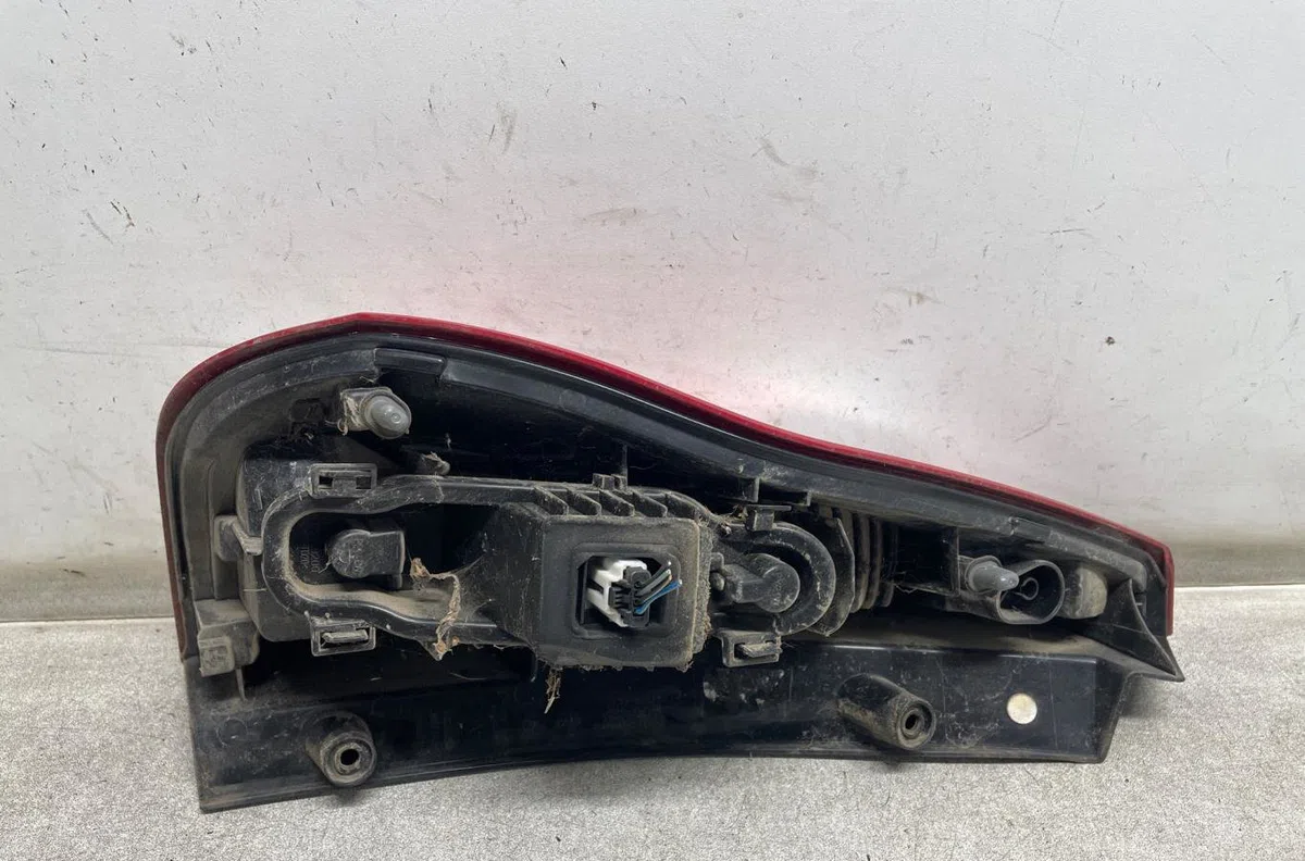 Feu arrière droit Renault SCÉNIC III (JZ0-1_) 1.5 dci (jz02, jz0r) (2010) occasion