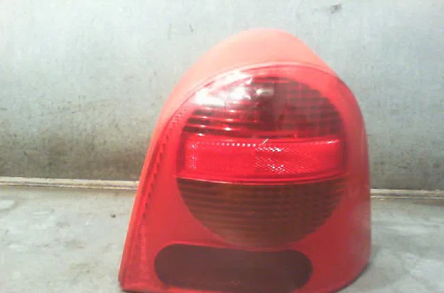 Feu arrière droit Renault TWINGO I (C06_) 1.2 16v (c06c, c06d, c06k) (2001-2007) 3 portes occasion