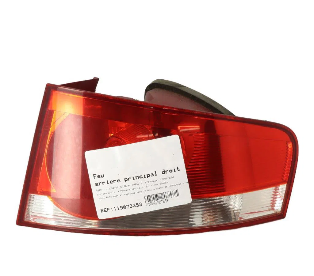 Feu arrière droit Seat ALTEA XL (5P5, 5P8) 1.9 tdi (2006-2010) 5 portes occasion