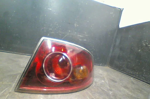 Feu arrière droit Seat IBIZA III (6L1) 1.4 tdi (2002-2005) occasion
