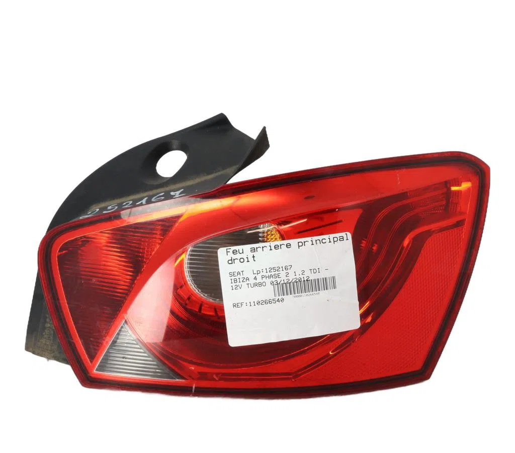 Feu arrière droit Seat IBIZA IV (6J5, 6P1) 1.2 tdi (2010-2015) occasion