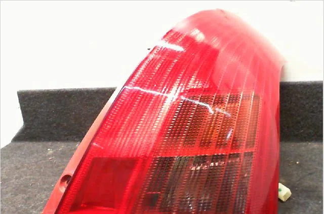 Feu arrière droit Suzuki SWIFT III (MZ, EZ) 1.3 (rs 413) (2005) occasion