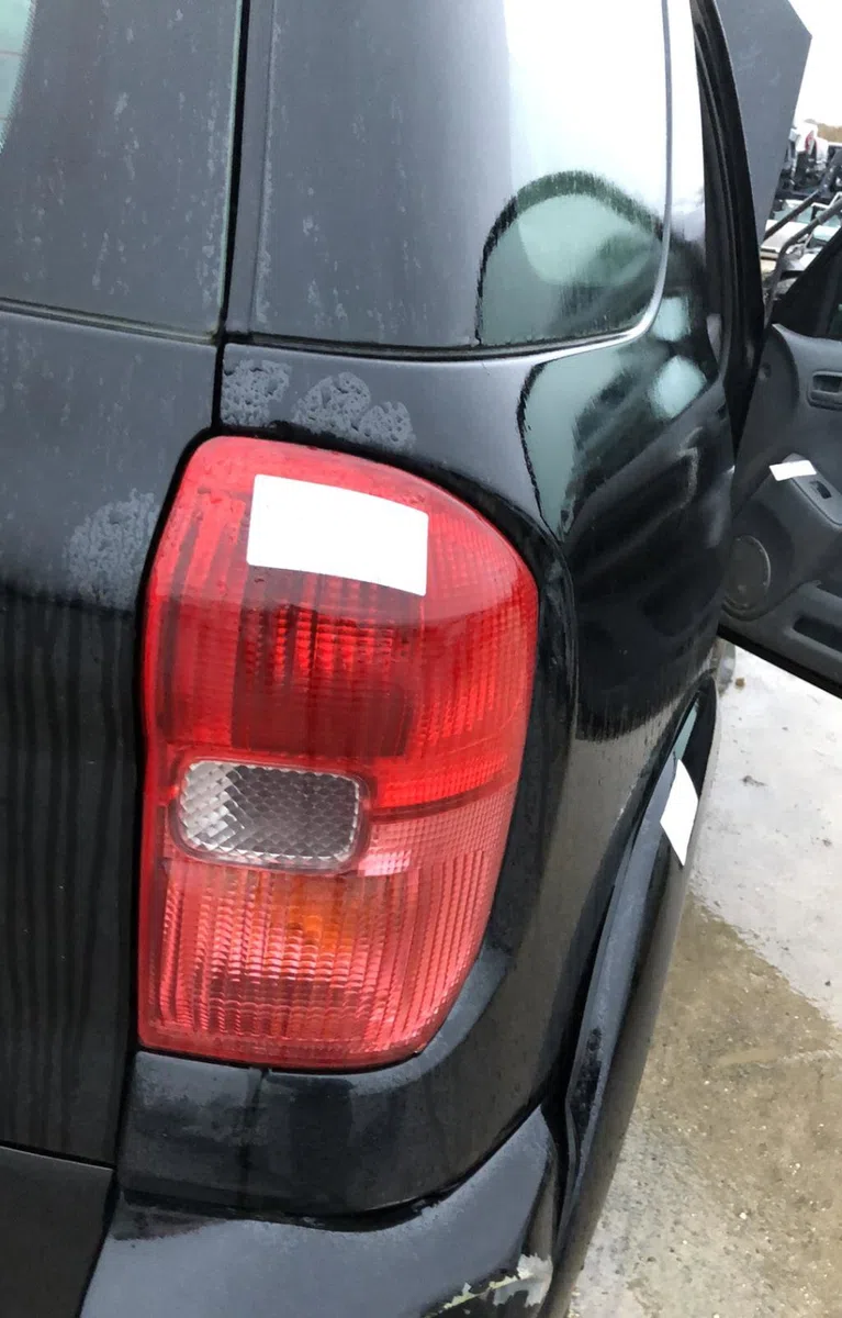 Feu arrière droit TOYOTA RAV4 2 PHASE 1 occasion