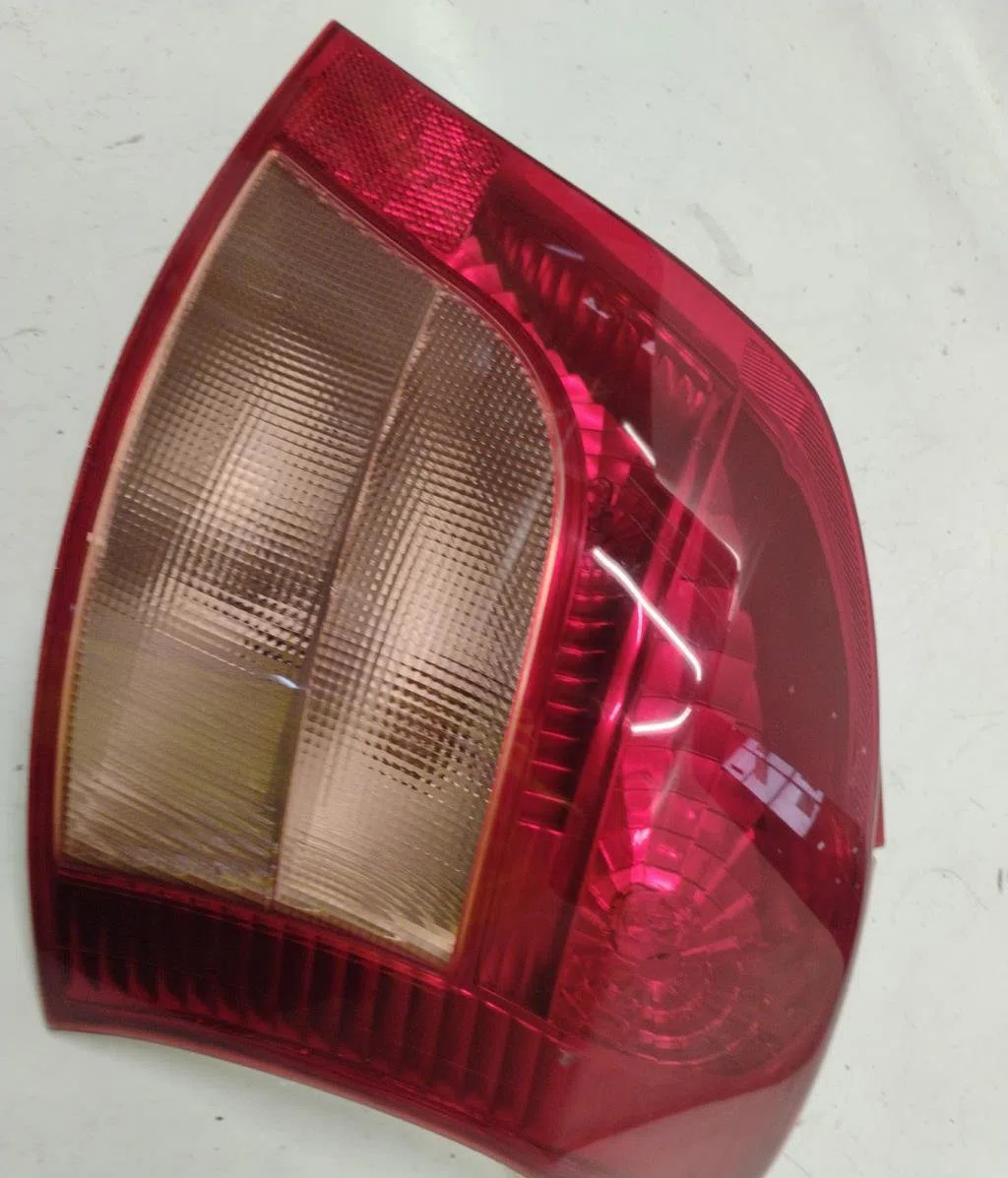 Feu arrière droit Toyota YARIS (_P9_) 1.0 vvt-i (ksp90_) (2005-2011) 5 portes occasion