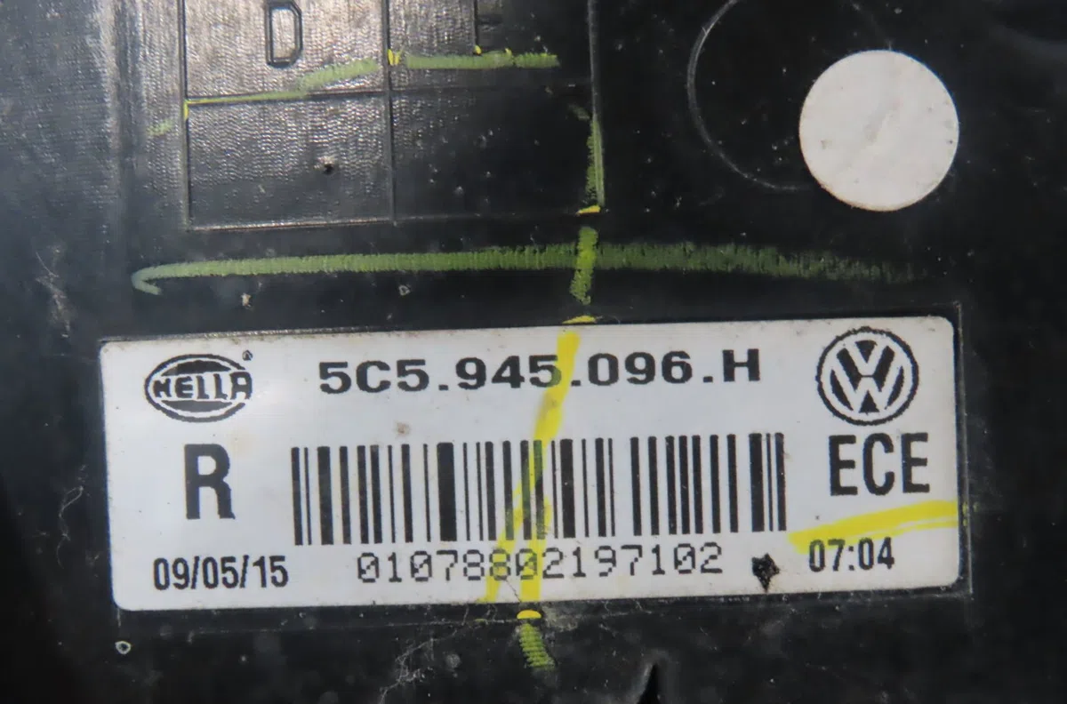 Feu arrière droit Volkswagen BEETLE (5C1, 5C2) 1.2 tsi 16v (2014-2019) occasion