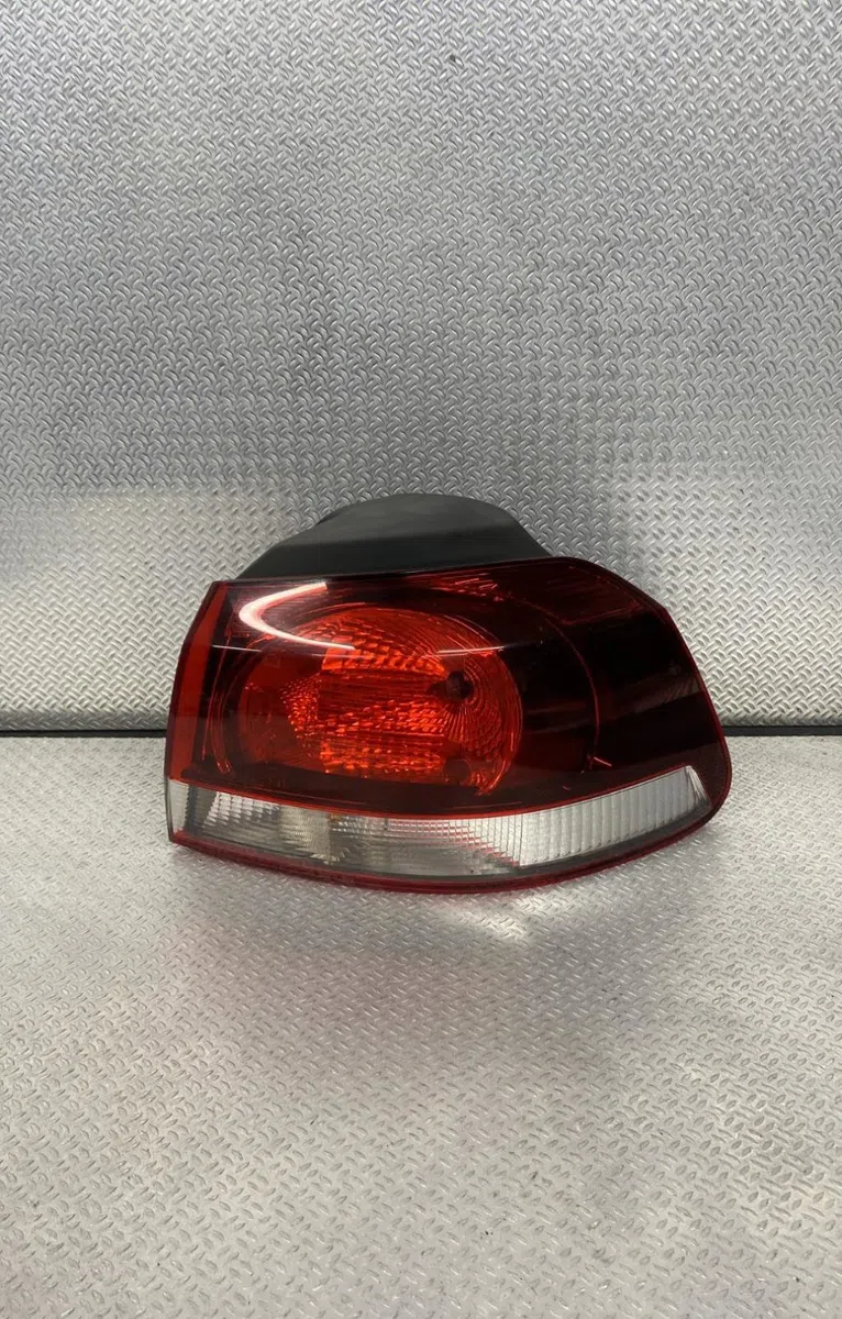 Feu arrière droit Volkswagen GOLF PLUS V (5M1, 521) 1.4 tsi (2006-2008) occasion