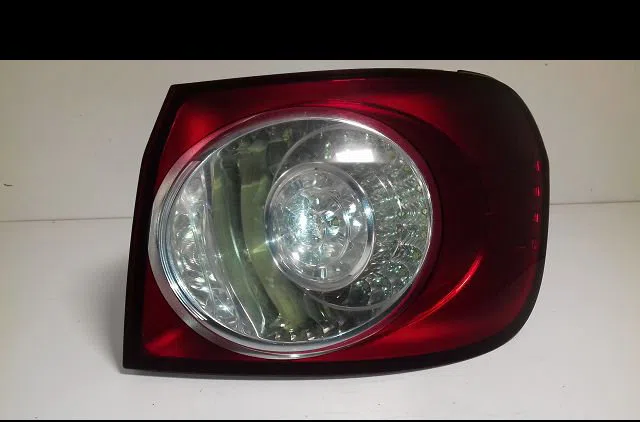 Feu arrière droit Volkswagen GOLF V (1K1) 1.9 tdi (2003-2008) 5 portes occasion